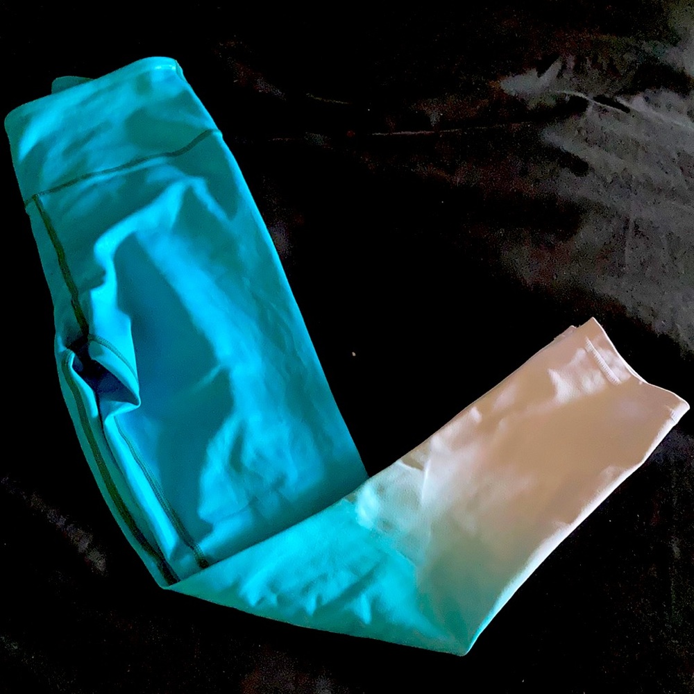 Zyia light and tight ombré vibrations size 6-8